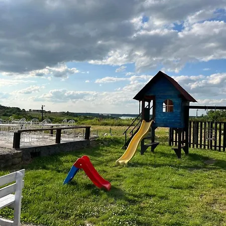 Hotel Etno Selo Markovi Konaci *