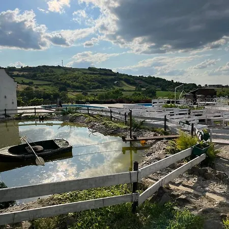 Hotel Etno Selo Markovi Konaci *