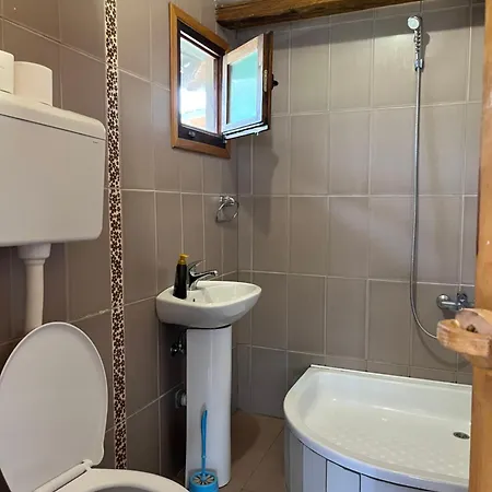 Hotel Etno Selo Markovi Konaci *