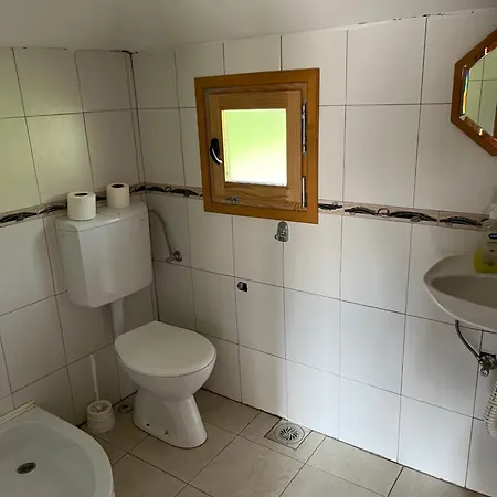 Hotel Etno Selo Markovi Konaci *