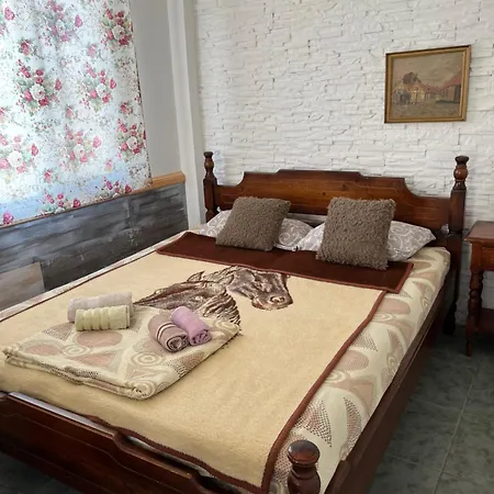 Etno Selo Markovi Konaci Hotel *