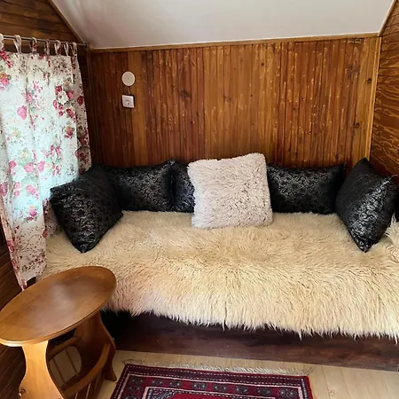 Etno Selo Markovi Konaci Hotel *